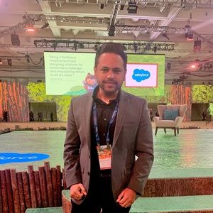 Meet your Posher, Deval